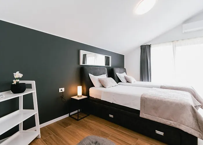 B4 Dubrava (Sibenik-Knin)