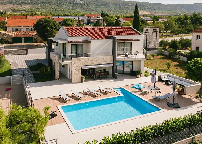 B4 * Dubrava (Sibenik-Knin)